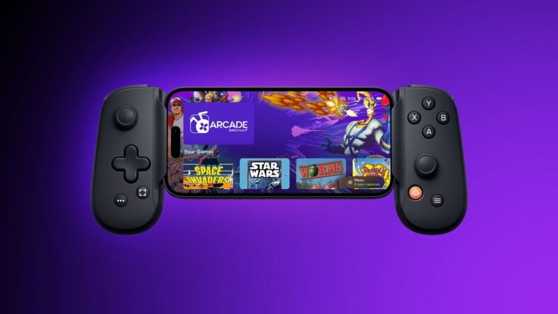 Antstream Arcade iPhone and Controller Feature