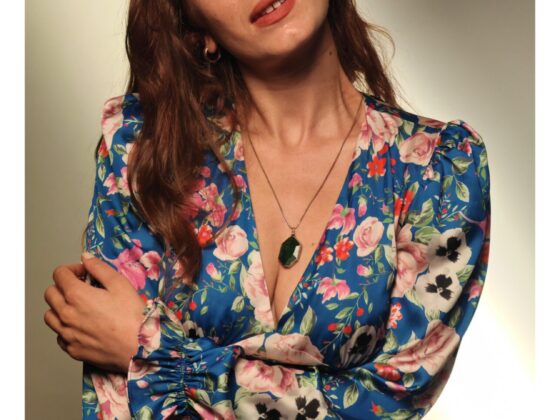 1725447000 HONOR H200 Portremode 2