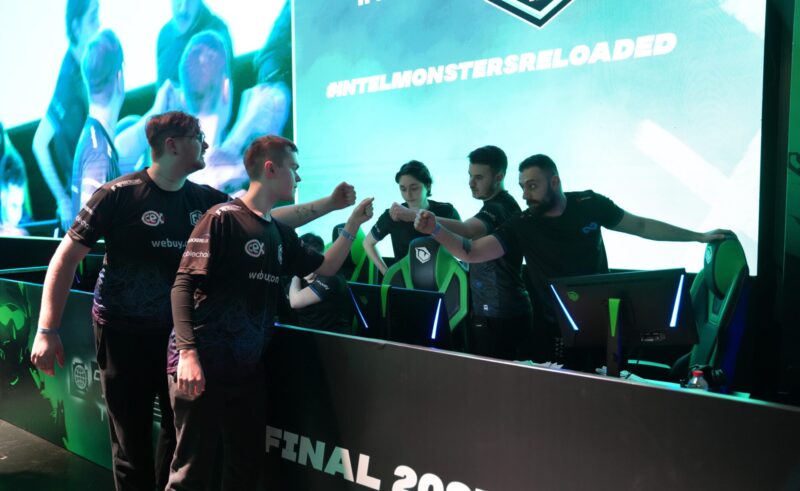 1727332409 Intel Monsters Reloaded 1