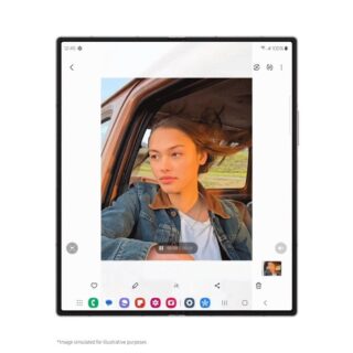1729452405 Galaxy Z Fold6 Instant Slow Mo Girl