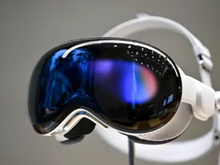 Apple Vision