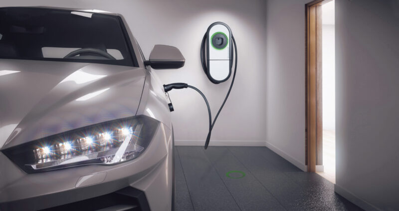 1730282128 Legrand Tu rkiye Grubu Konut ve Ku c u k I s letmeler ic in Kullan c Dostu S arj U nitesi Sunuyor