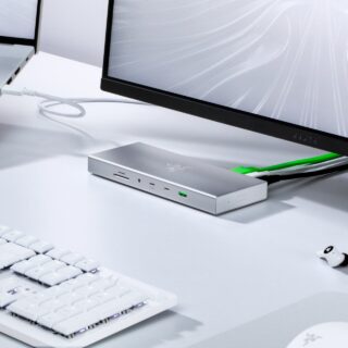1731627886 Razer Dock 4 3