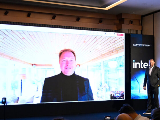 1733900030 Michiel Van Der Vliet