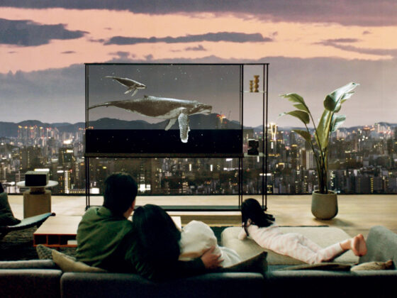 1735819376 LG SIGNATURE OLED T Lifestyle2 PR