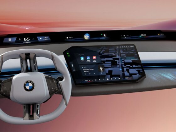 1736336143 Yeni BMW Panoramic iDrive 1