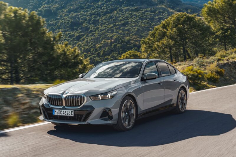 1737095487 BMW i5 eDrive40