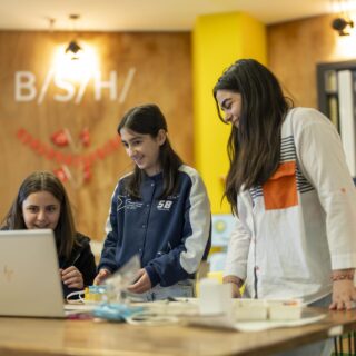 BSH Dunya Kiz Cocuklari Gunu