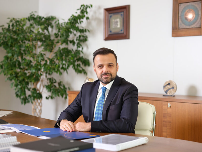 Turkcell Genel Mudur Dr. Ali Taha Koc