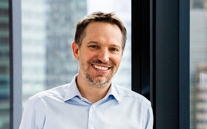 Microsoft Office te AI Stratejisi Degisimi Icin LinkedIn CEO sunu Gorevlendirdi Technostory