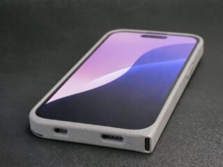 Pillonel'in ürettiği iPhone kılıfı