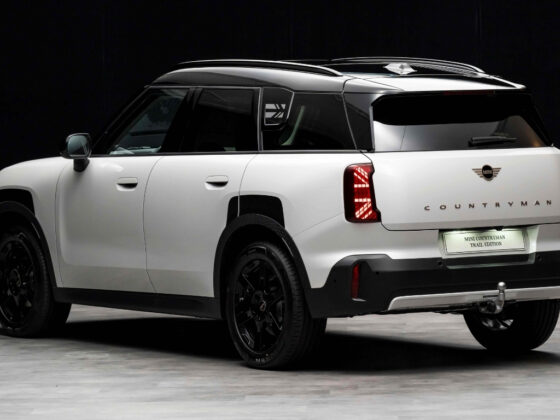 mini countryman trail edition suv.jpg