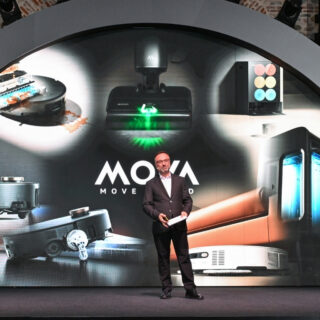 mova turkiye lansmani rixos tersane istanbul.jpg