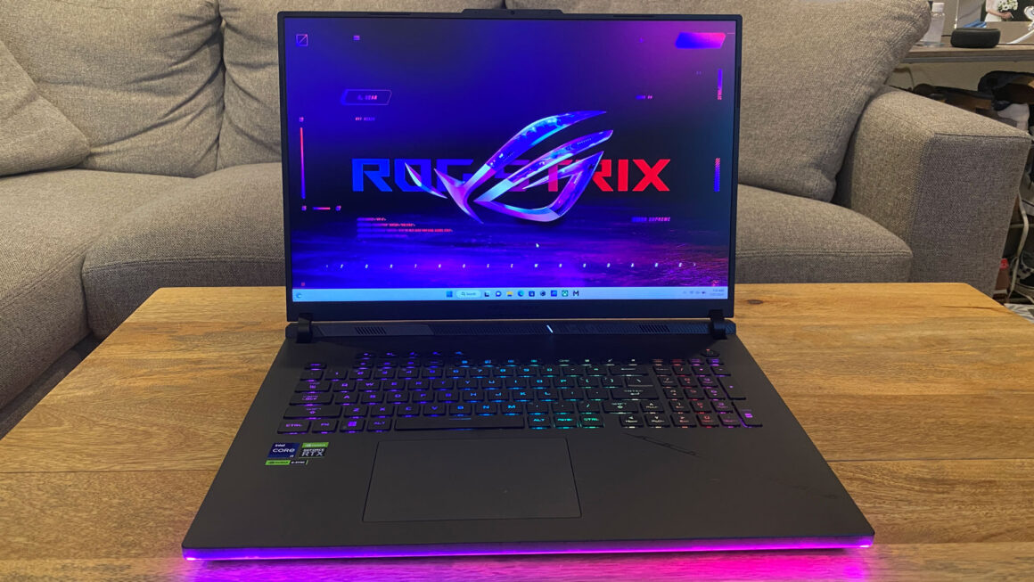 Rog Strix SCAR 18