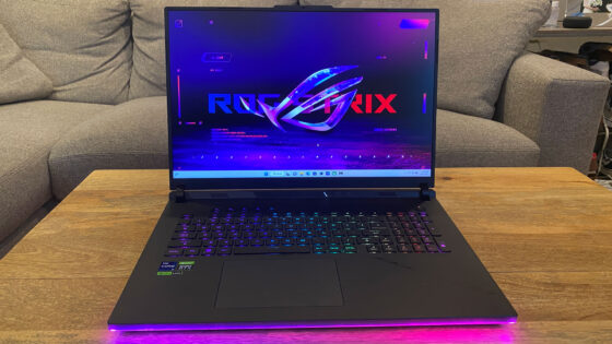 Rog Strix SCAR 18