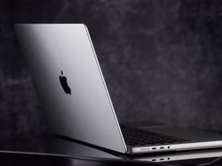 Macbook Ultra