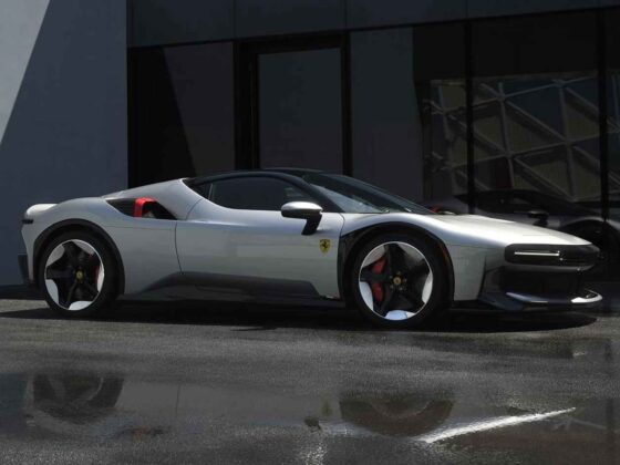 Ferrari CZ26 özel tasarım hibrit süper otomobil