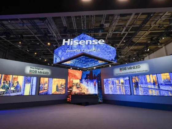 Hisense Lazer Projektör XR10 ve Lazer Sinema sistemleri