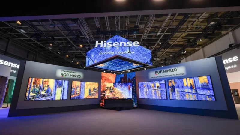 Hisense Lazer Projektör XR10 ve Lazer Sinema sistemleri
