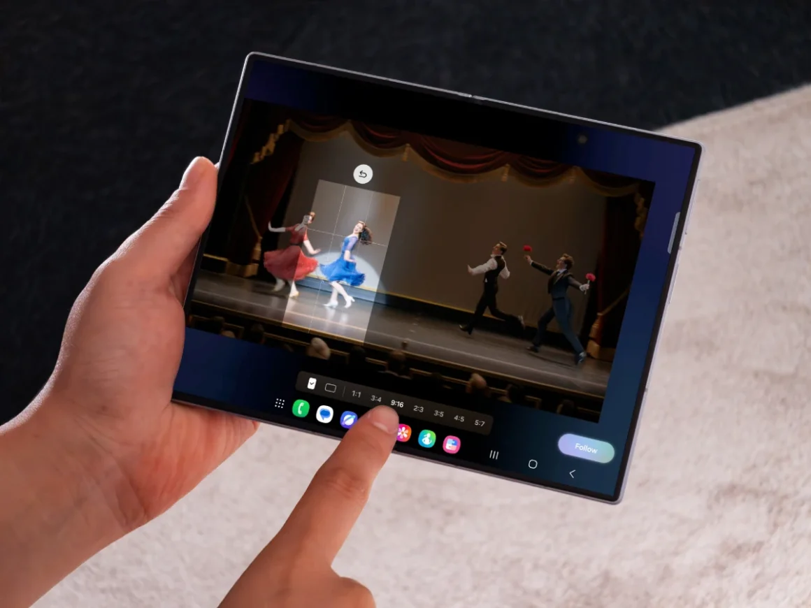 Galaxy Z Fold8 ve Z Fold8 Ultra: Yapay Zekâ Destekli Kameralarla Tanışın