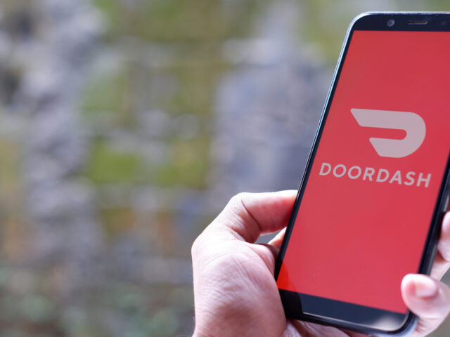 DoorDash ve Instacart 17 Milyar Dolarlık Anlaşmaya Vardı
